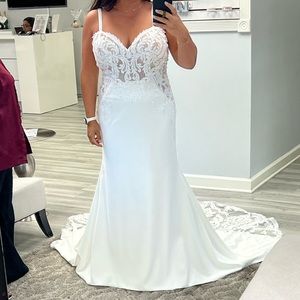 Maggie Sottero wedding gown